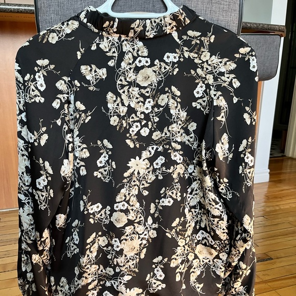 Guess Silky Floral Bomber Jacket - Picture 2 of 4
